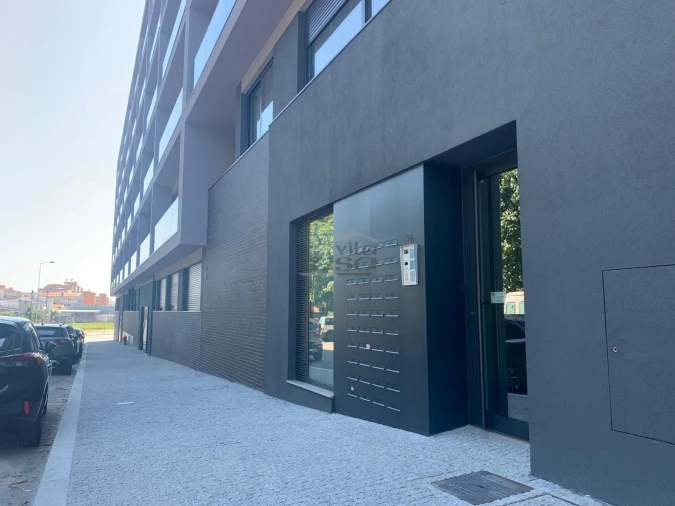 Apartamento T1 para Arrendamento em Pedrouços Foto 10
