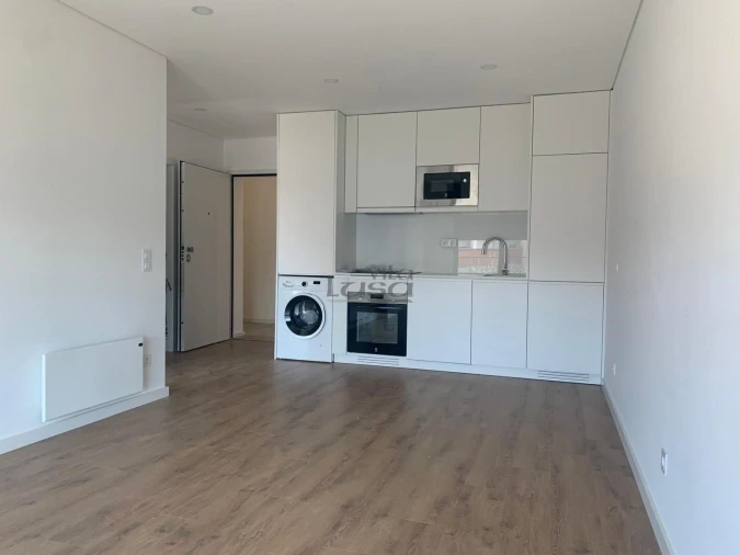 Apartamento T1 para Arrendamento em Pedrouços Foto 4