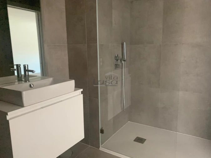 Apartamento T1 para Arrendamento em Pedrouços Foto 7