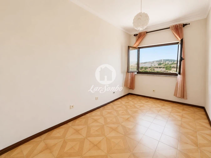 Moradia T3 para Venda em São Romão de Neiva Foto 4