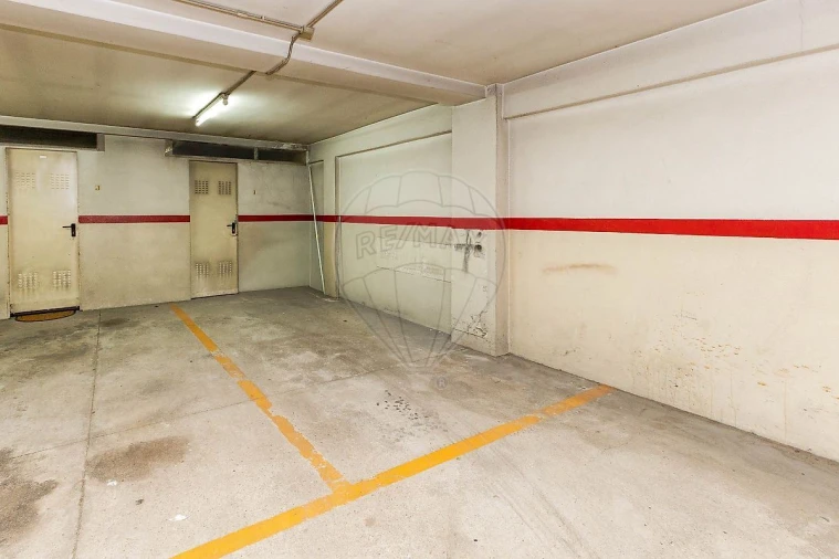 Apartamento T3 para Venda em Moreira Foto 19