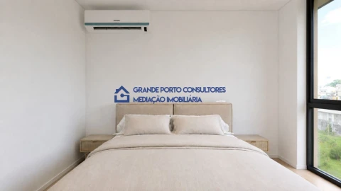 Apartamento T2 para Arrendamento em Aldoar, Foz do Douro e Nevogilde