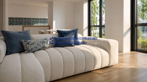 Apartamento T2 para Arrendamento em Aldoar, Foz do Douro e Nevogilde