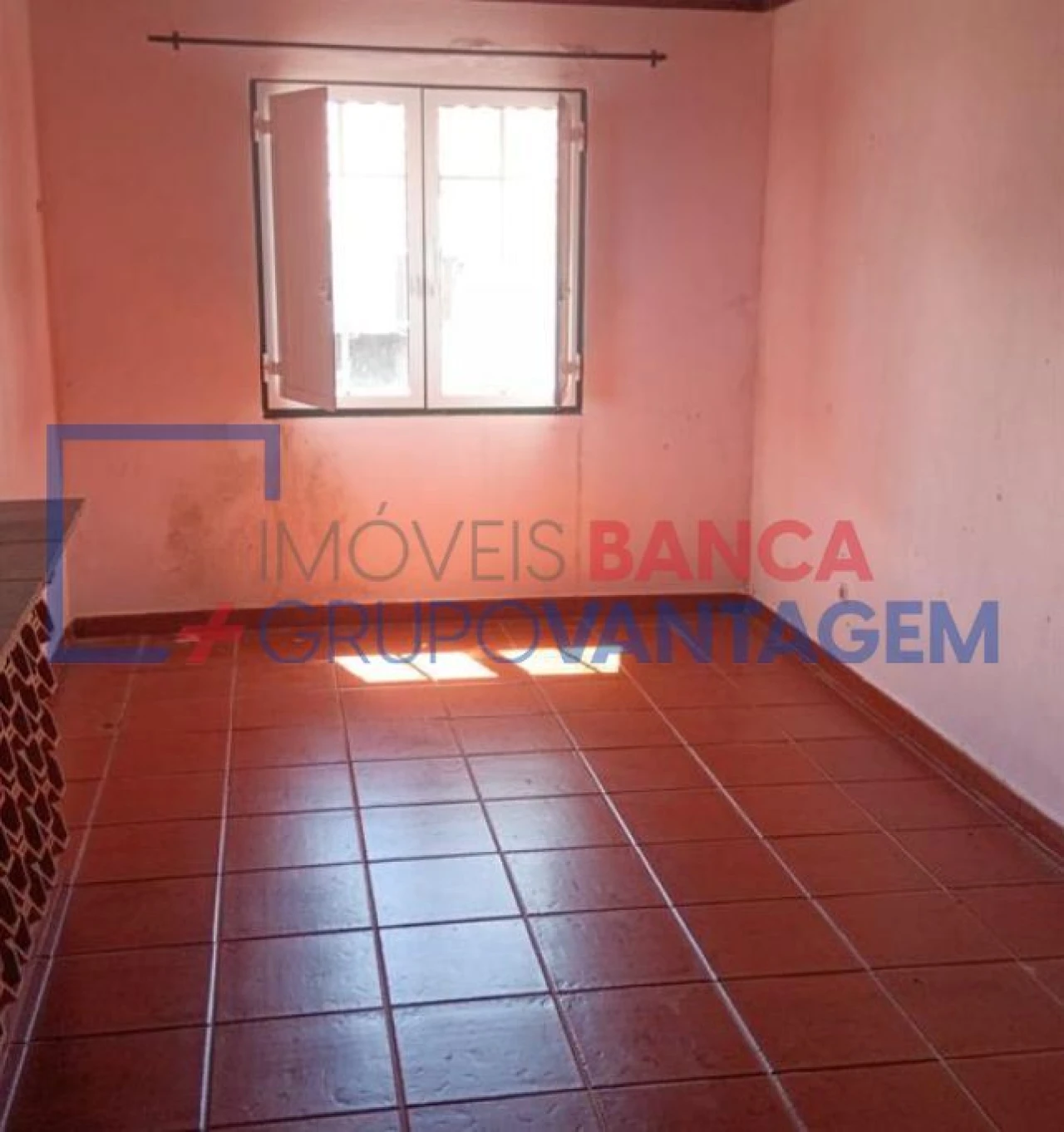 Moradia T2 para Venda em Cedros Foto 7