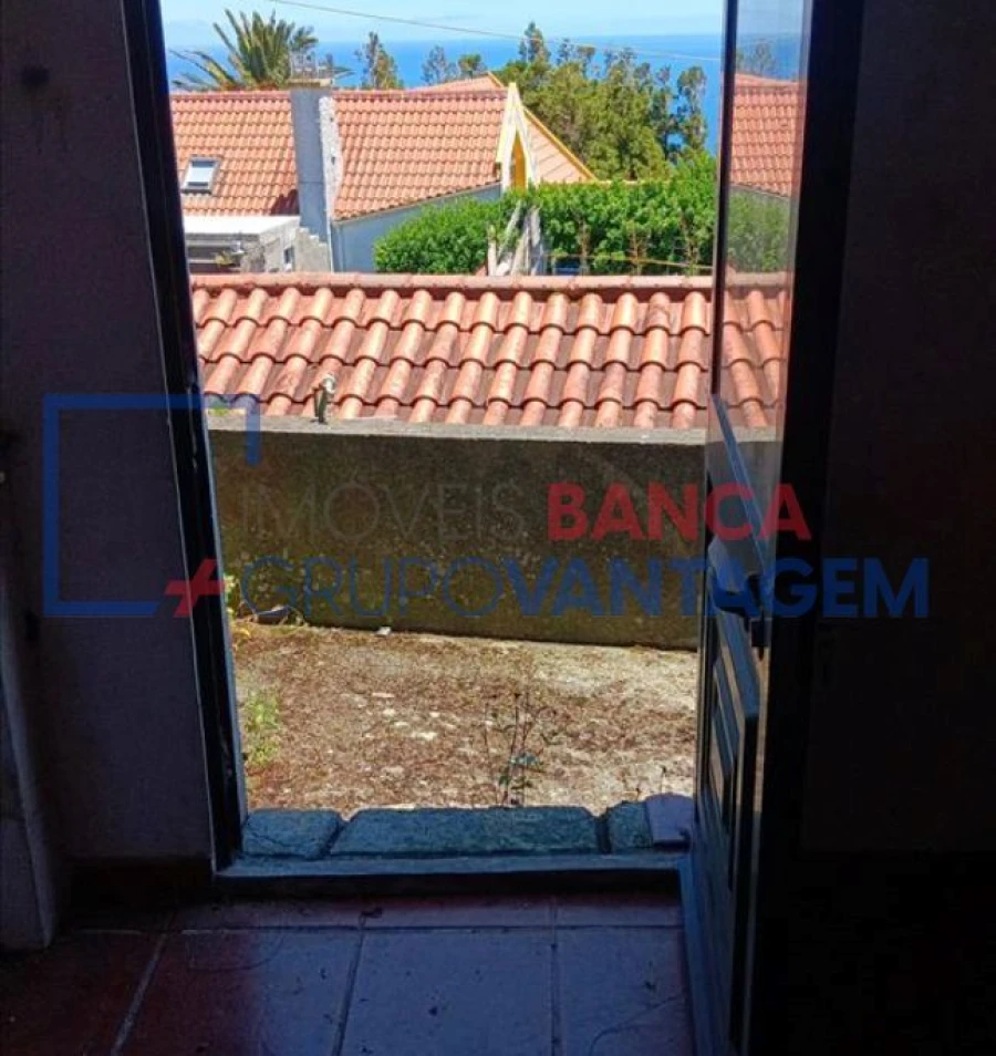 Moradia T2 para Venda em Cedros Foto 11