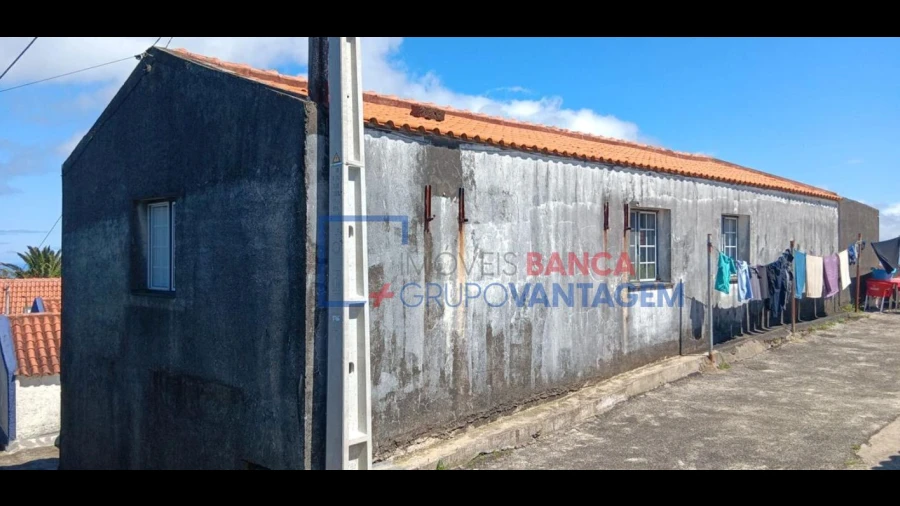 Moradia T2 para Venda em Cedros