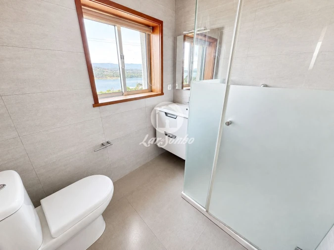 Moradia T3 para Venda em Gondarem Foto 19