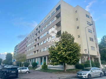 Apartamento T3 para Arrendamento em Nogueira, Fraião e Lamaçães