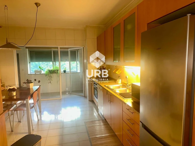 Apartamento T3 para Arrendamento em Nogueira, Fraião e Lamaçães Foto 7