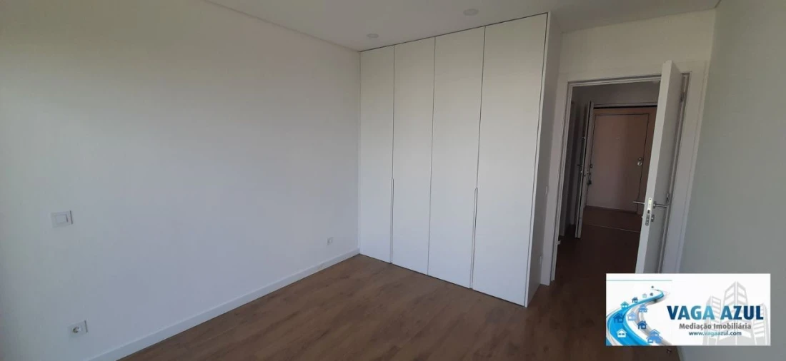 Apartamento T1 para Arrendamento em Pedrouços Foto 5