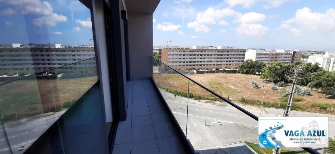 Apartamento T1 para Arrendamento em Pedrouços Foto 7