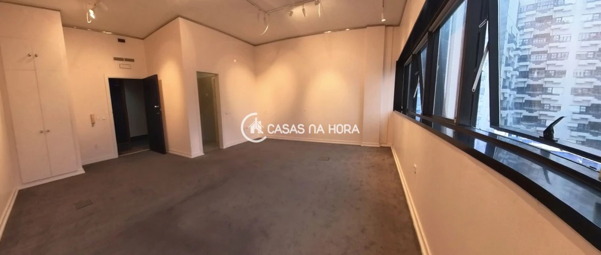 Escritório para Arrendamento em Lordelo do Ouro e Massarelos Foto 16