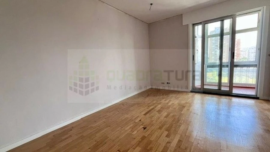 Apartamento T2 para Venda em Cedofeita, Santo Ildefonso, Sé, Miragaia, São Nicolau e Vitória