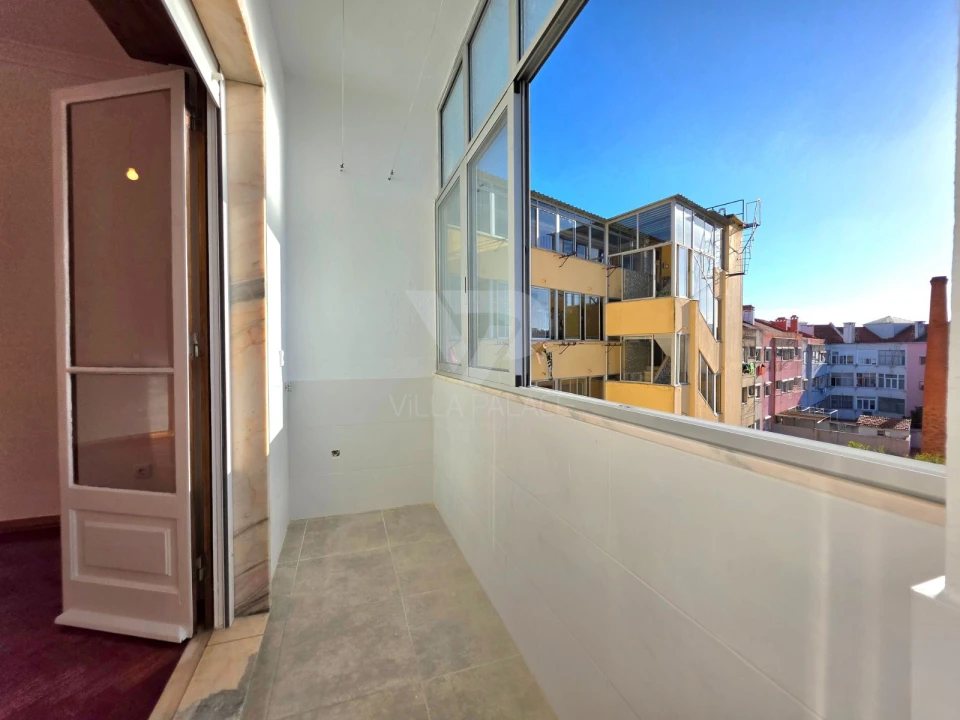 Apartamento T3 para Arrendamento em Venteira Foto 21