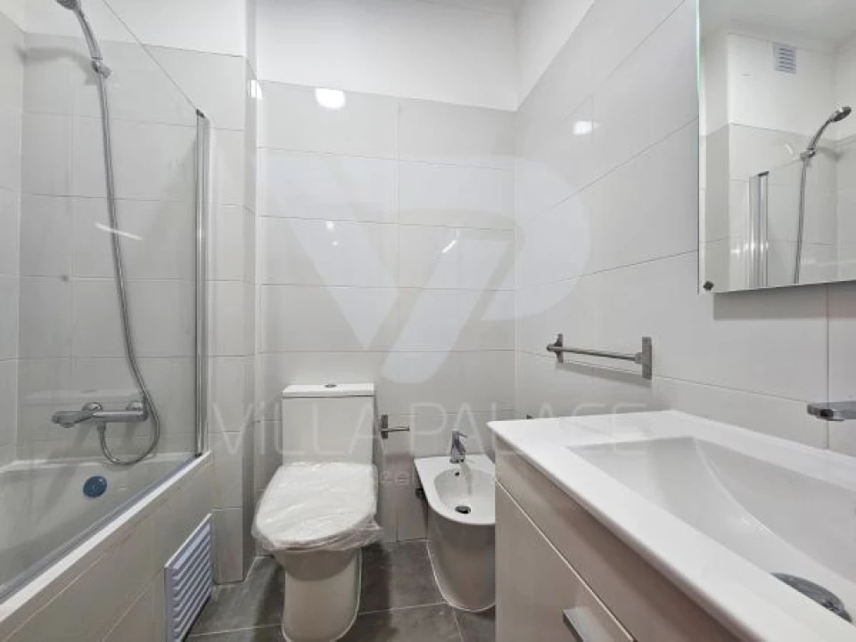 Apartamento T3 para Arrendamento em Venteira Foto 17