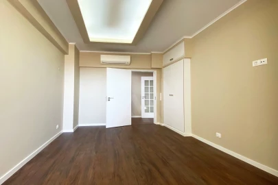Apartamento T4 para Arrendamento em Cascais e Estoril