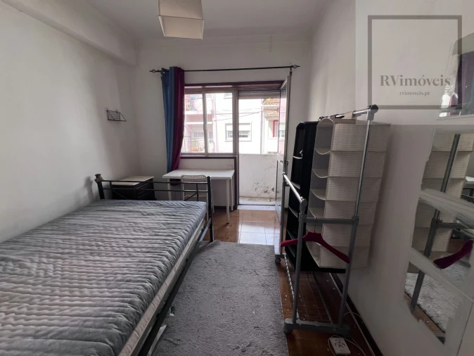 Apartamento T1 para Venda em Paranhos Foto 13