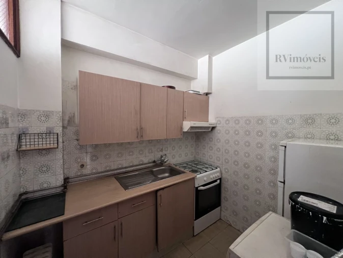 Apartamento T1 para Venda em Paranhos Foto 7