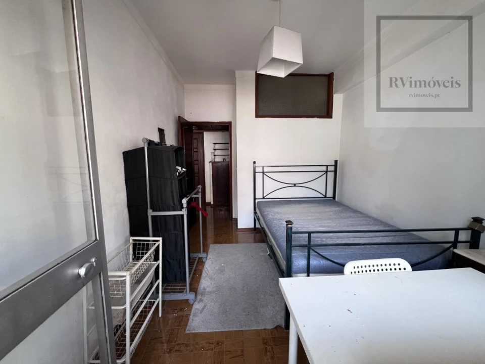 Apartamento T1 para Venda em Paranhos Foto 14