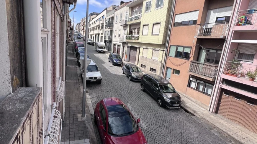 Apartamento T1 para Venda em Paranhos