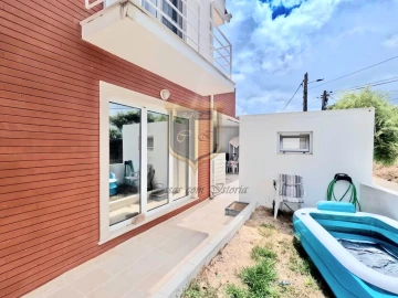 Moradia T3 para Venda em Miragaia e Marteleira
