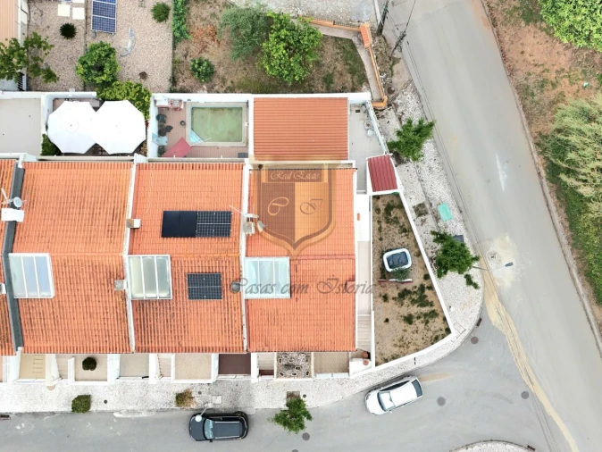 Moradia T3 para Venda em Miragaia e Marteleira Foto 22