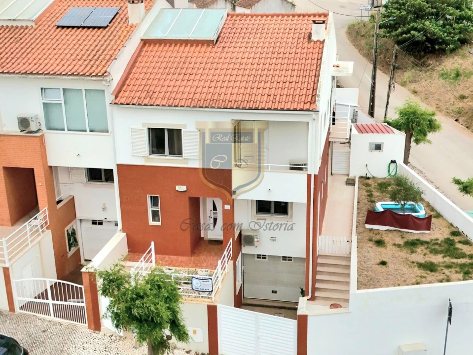 Moradia T3 para Venda em Miragaia e Marteleira Foto 45