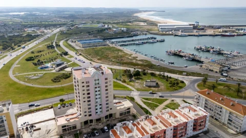 Loja para Venda em Peniche