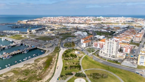 Loja para Venda em Peniche