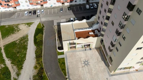 Loja para Venda em Peniche