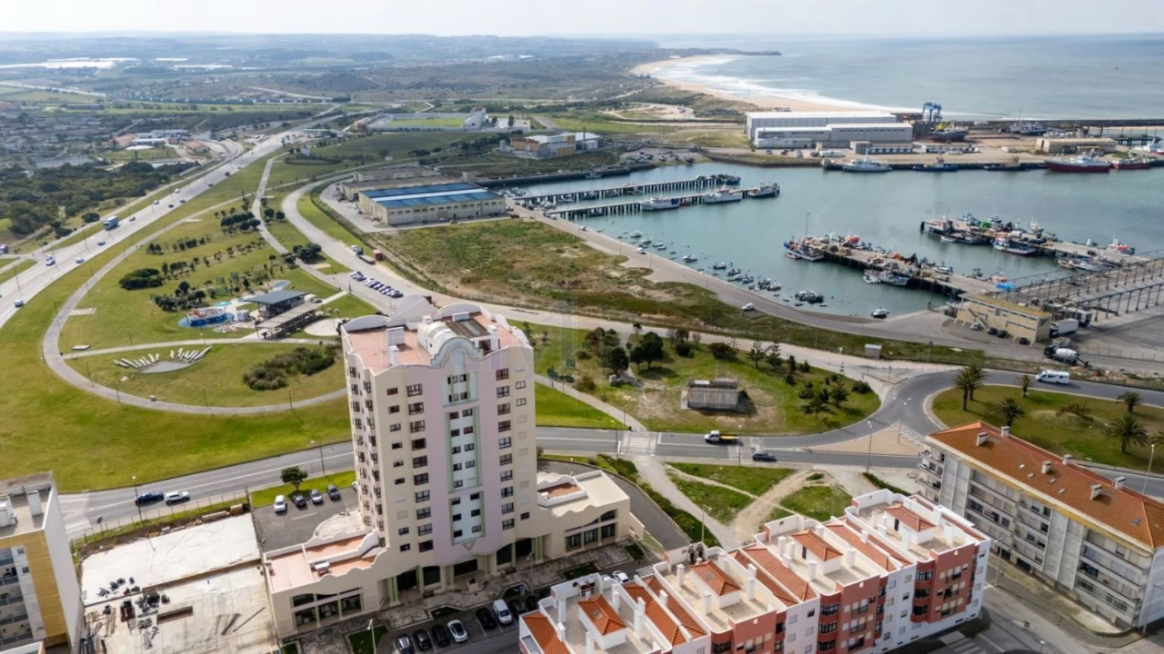 Loja para Venda em Peniche Foto 31