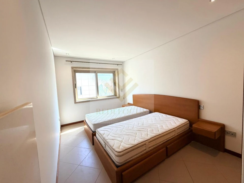 Apartamento T2 para Venda em Esmoriz Foto 14
