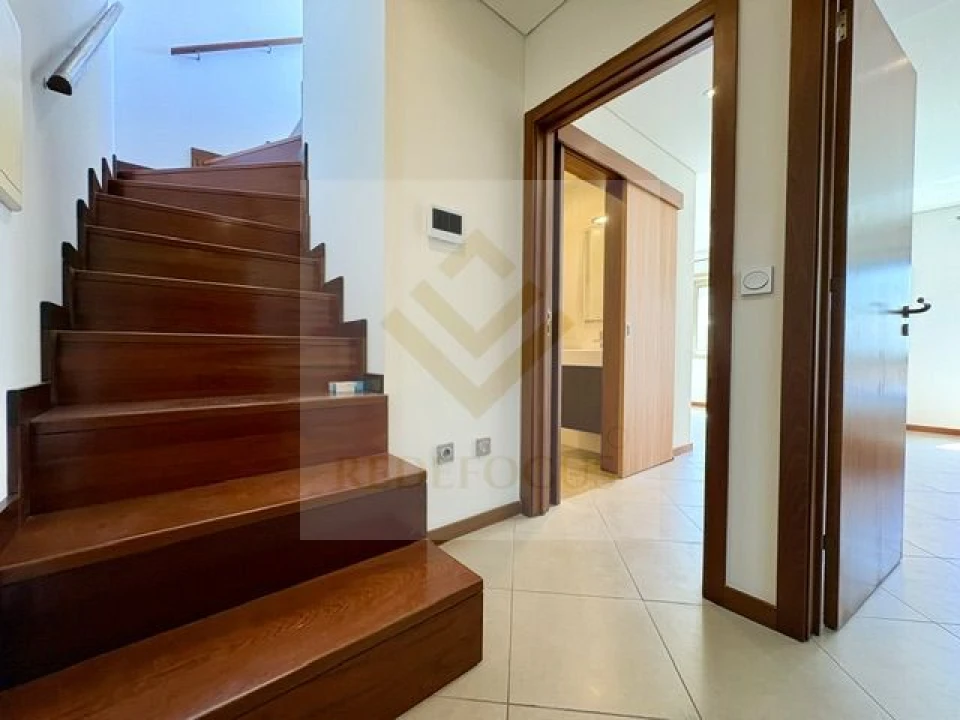 Apartamento T2 para Venda em Esmoriz Foto 10