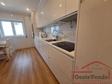 Apartamento T2 para Venda em Cadaval e Pêro Moniz