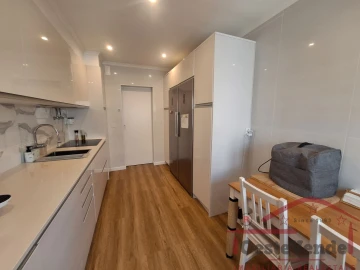 Apartamento T2 para Venda em Cadaval e Pêro Moniz