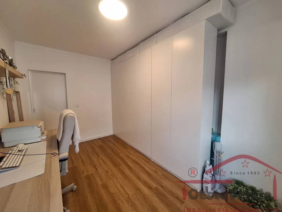 Apartamento T2 para Venda em Cadaval e Pêro Moniz Foto 24