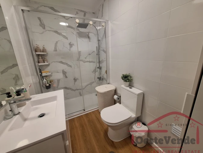 Apartamento T2 para Venda em Cadaval e Pêro Moniz Foto 11