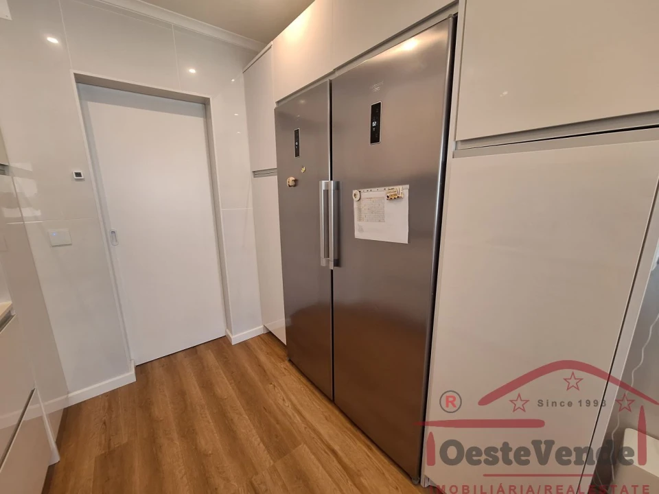 Apartamento T2 para Venda em Cadaval e Pêro Moniz Foto 8