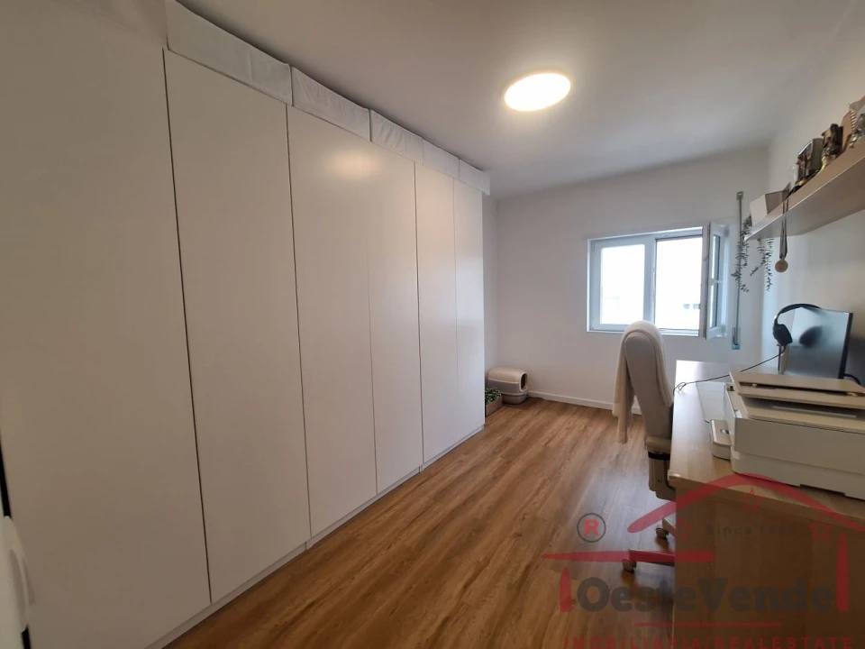 Apartamento T2 para Venda em Cadaval e Pêro Moniz Foto 22