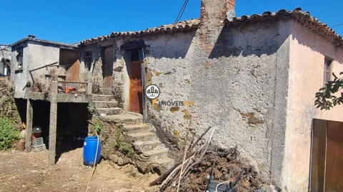 Moradia T3 para Venda em Oleiros-Amieira