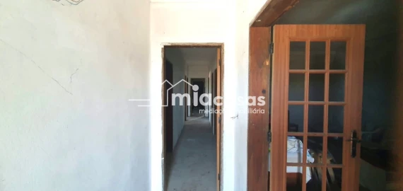 Moradia T3 para Venda em Sepins e Bolho