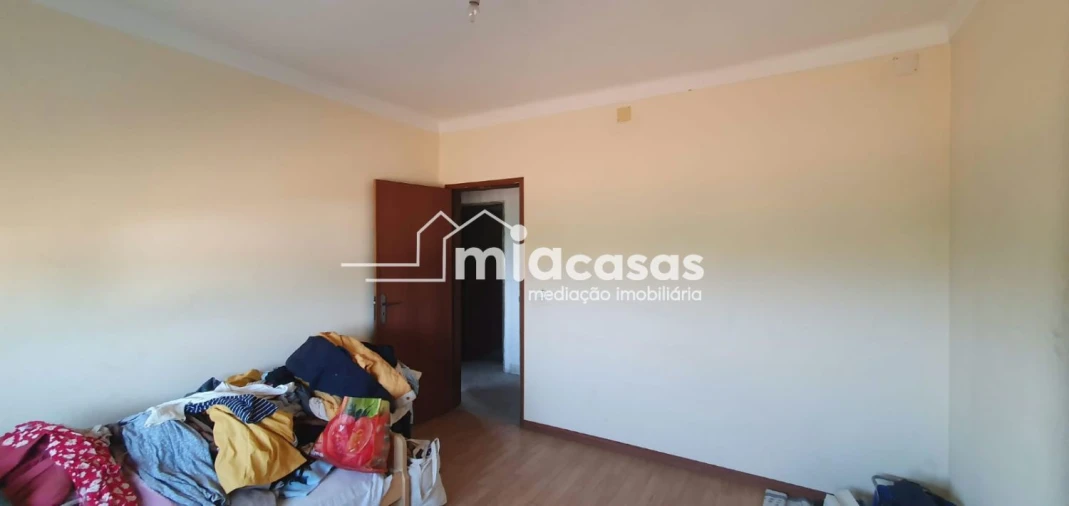 Moradia T3 para Venda em Sepins e Bolho Foto 11