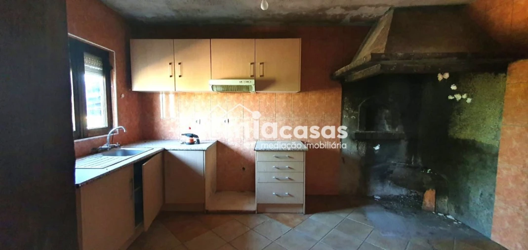 Moradia T3 para Venda em Sepins e Bolho Foto 26