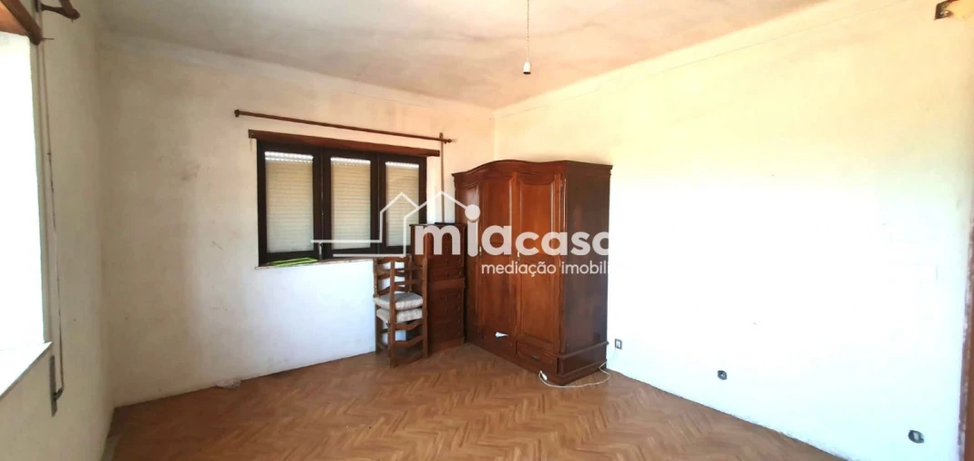 Moradia T3 para Venda em Sepins e Bolho Foto 12