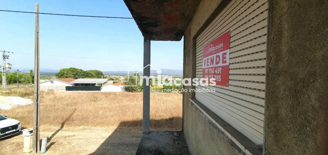 Moradia T3 para Venda em Sepins e Bolho Foto 5