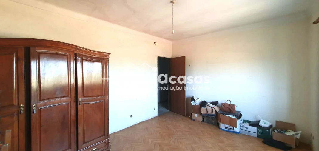 Moradia T3 para Venda em Sepins e Bolho Foto 13