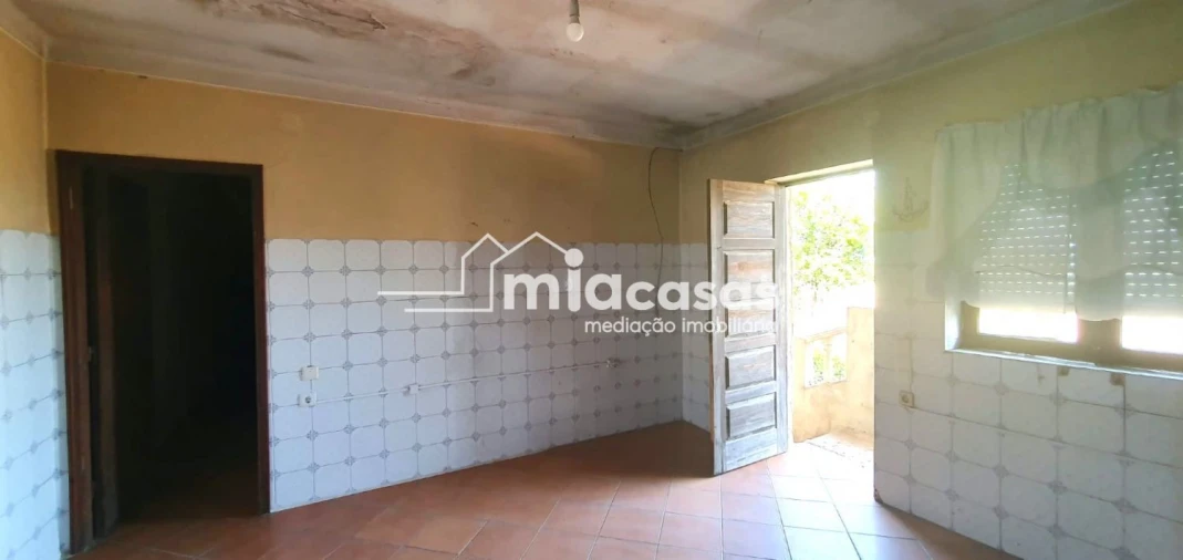 Moradia T3 para Venda em Sepins e Bolho Foto 25