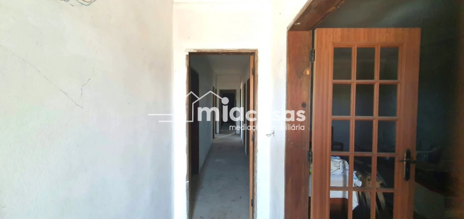 Moradia T3 para Venda em Sepins e Bolho Foto 9