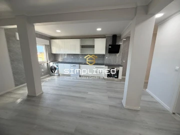 Apartamento T2 para Venda em Setubal (São Sebastião)