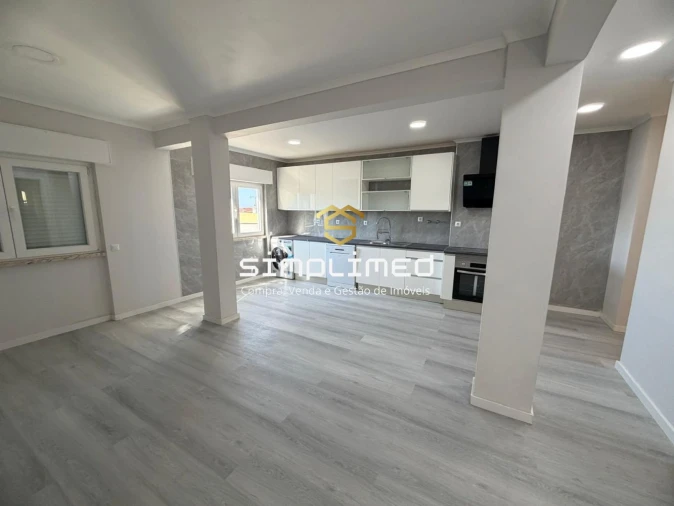 Apartamento T2 para Venda em Setubal (São Sebastião) Foto 6